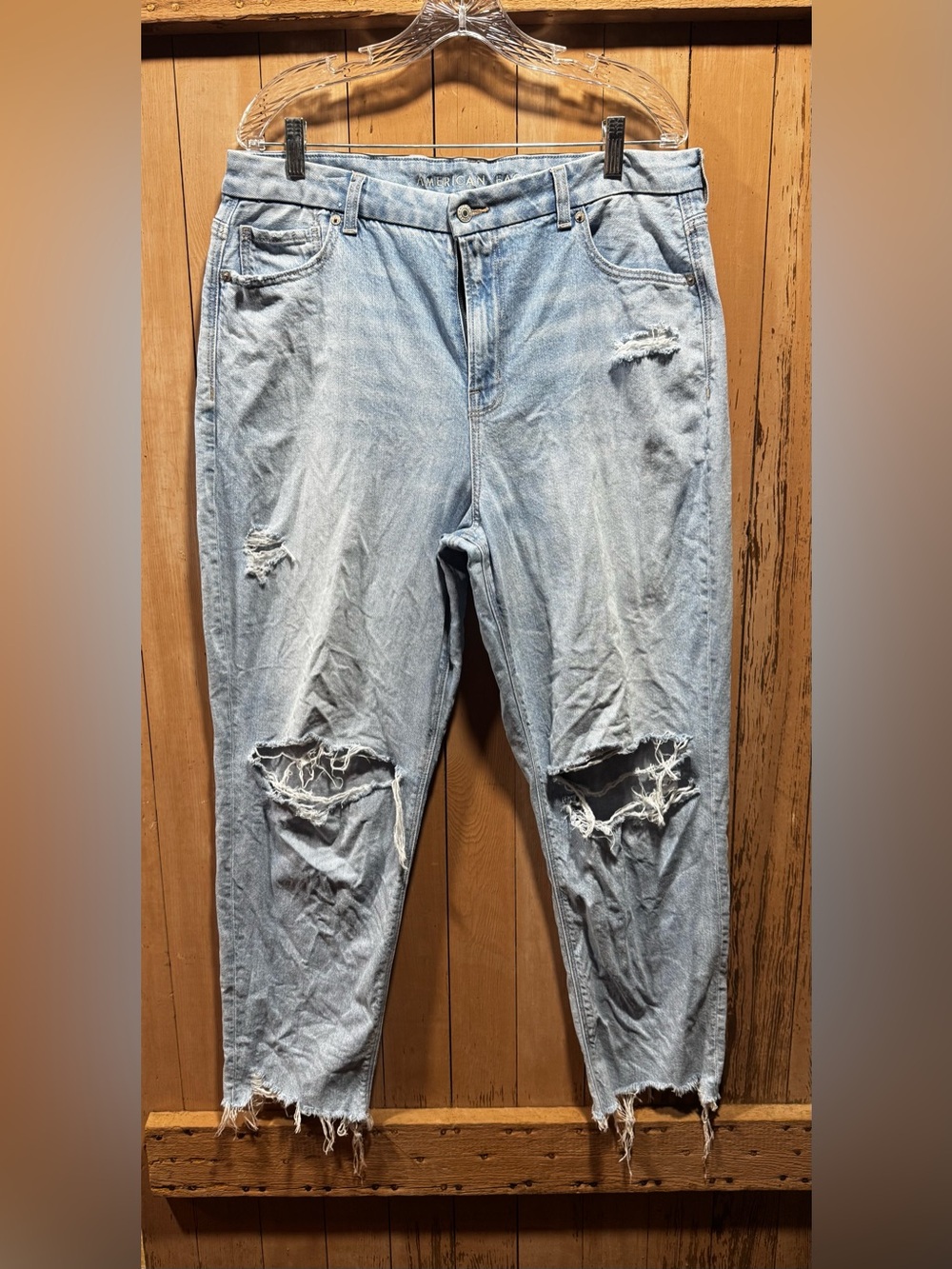 American Eagle Outfitters Curvy Mom Jeans in Light Blue Denim